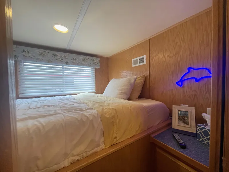 Slide: The Image of Lakeview 16' X 70' Widebody Houseboat 2006 - 102