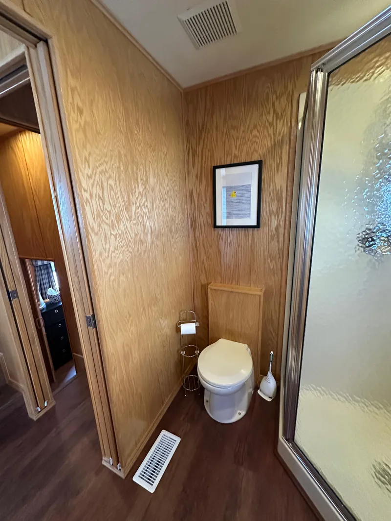 Slide: The Image of Lakeview 16' X 70' Widebody Houseboat 2006 - 113