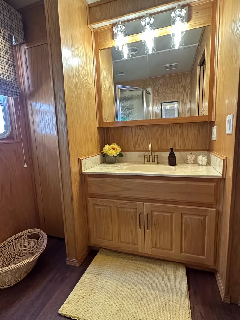 Slide: The Image of Lakeview 16' X 70' Widebody Houseboat 2006 - 114