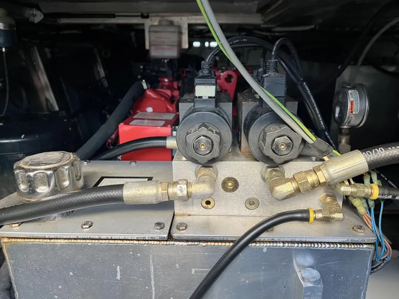 Slide: The Image of Lakeview 16' X 70' Widebody Houseboat 2006 - 135