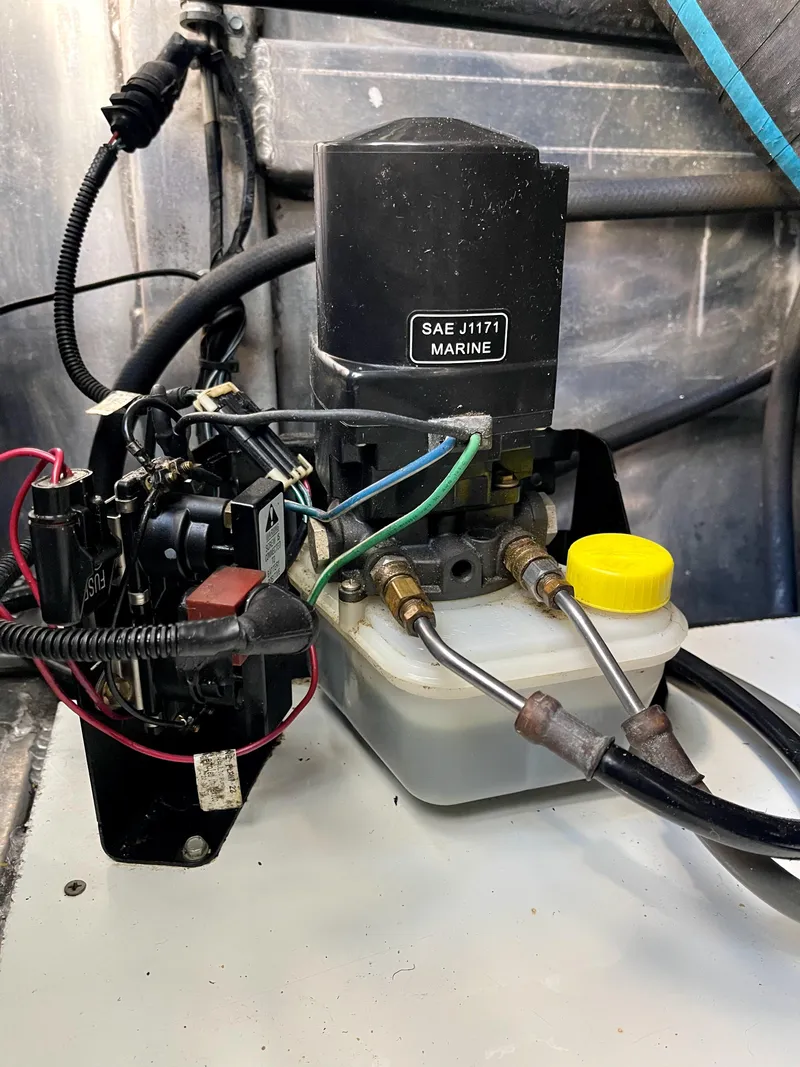 Slide: The Image of Lakeview 16' X 70' Widebody Houseboat 2006 - 143