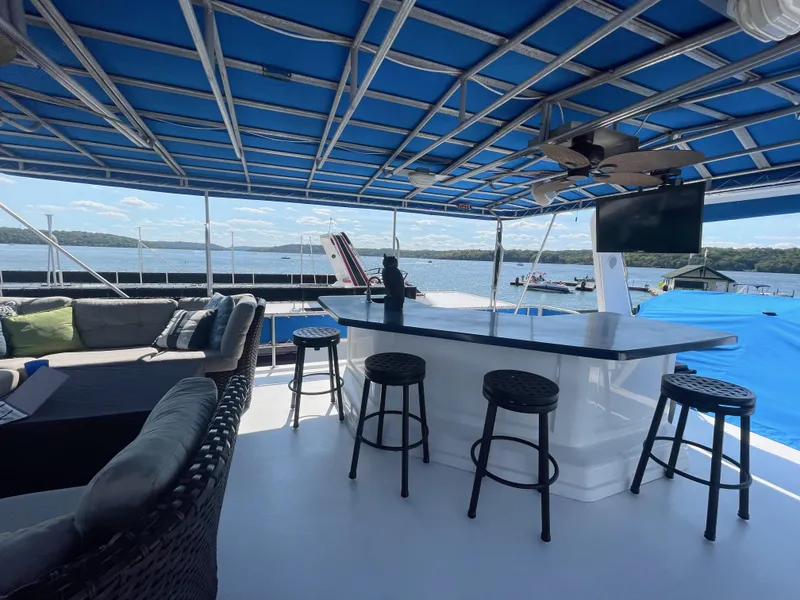 Slide: The Image of Lakeview 16' X 70' Widebody Houseboat 2006 - 20