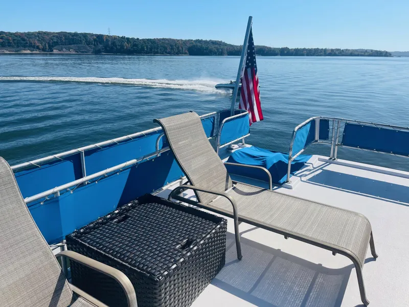 Slide: The Image of Lakeview 16' X 70' Widebody Houseboat 2006 - 26