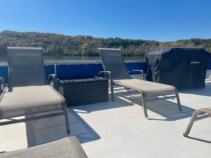 Slide: The Image of Lakeview 16' X 70' Widebody Houseboat 2006 - 28