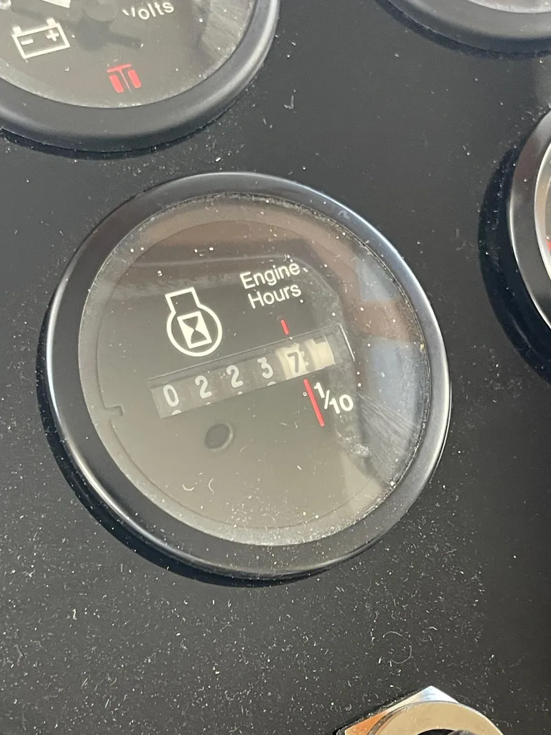 Slide: The Image of Lakeview 16' X 70' Widebody Houseboat 2006 - 55