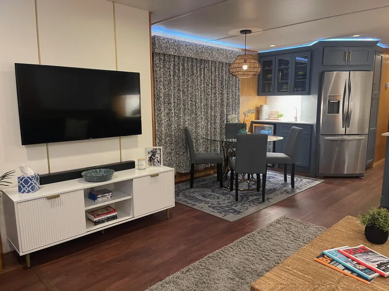 Slide: The Image of Lakeview 16' X 70' Widebody Houseboat 2006 - 62