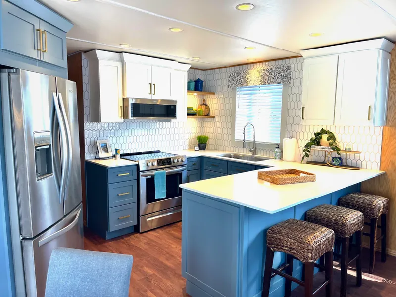 Slide: The Image of Lakeview 16' X 70' Widebody Houseboat 2006 - 68
