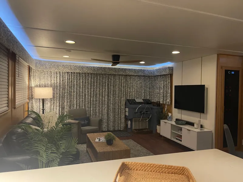 Slide: The Image of Lakeview 16' X 70' Widebody Houseboat 2006 - 83