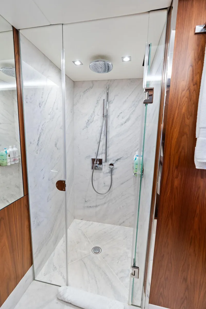 Slide: The Image of Sunseeker 86 Yacht 2019 - 112