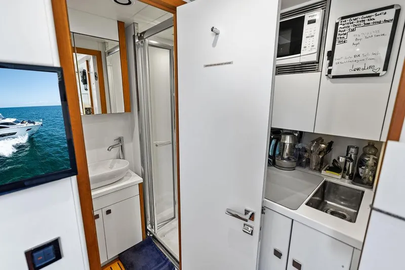 Slide: The Image of Sunseeker 86 Yacht 2019 - 134