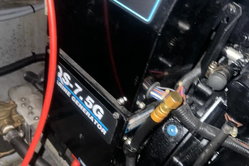 Slide: The Image of Sea Ray 370 Express Cruiser 1994 - 55