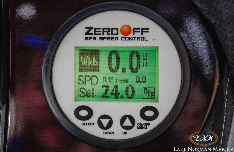 Slide: The Image of Chaparral 227 SSX SURF 2016 GPS speed control display at Lake Norman Marina. - 21