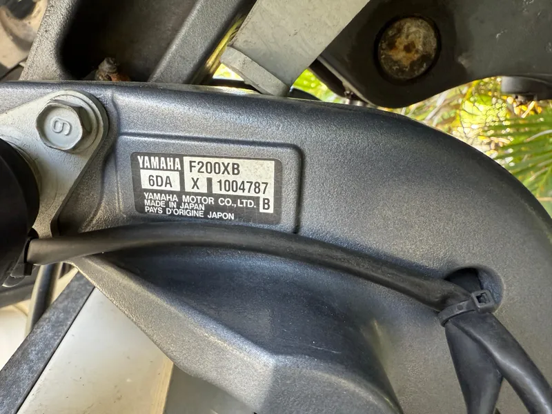 Slide: The Image of Sea Hunt Ultra 211 2014 - 60