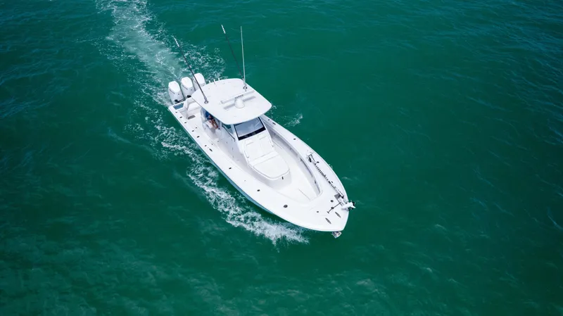 Slide: The Image of Front Runner 36 Center Console 2025 - 4