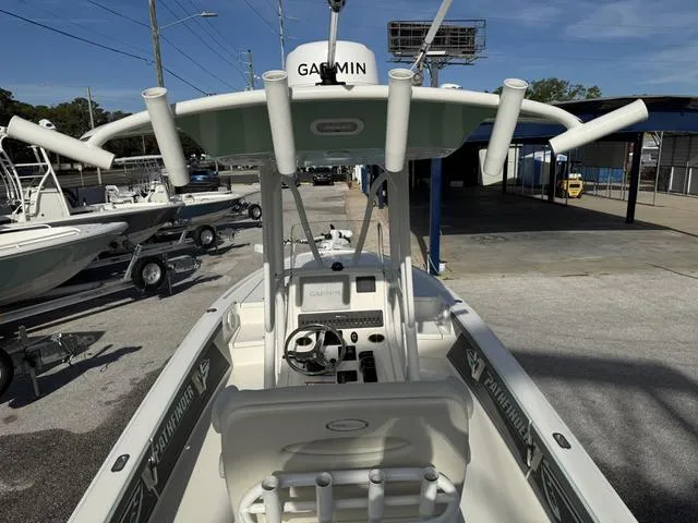 Slide: The Image of Pathfinder 2500 Hybrid 2019 - 13