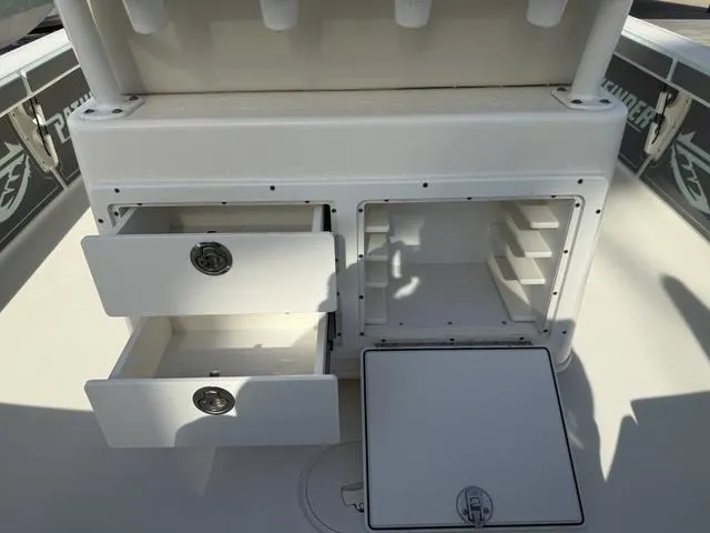 Slide: The Image of Pathfinder 2500 Hybrid 2019 - 37