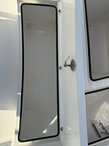 Slide: The Image of Pathfinder 2500 Hybrid 2019 - 40