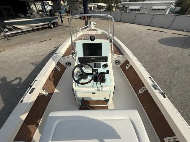 Slide: The Image of Pathfinder 2400 TRS 2021 - 15