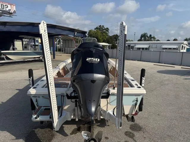 Slide: The Image of Pathfinder 2400 TRS 2021 - 6