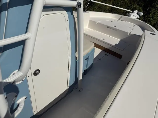 Slide: The Image of 2023 Pathfinder 2700 Open boat interior, featuring sleek design and spacious seating area. - 44