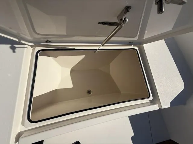 Slide: The Image of Pathfinder 2700 Open 2023 - 52