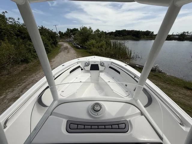 Slide: The Image of Tidewater 220 CC Adventure 2024 - 15