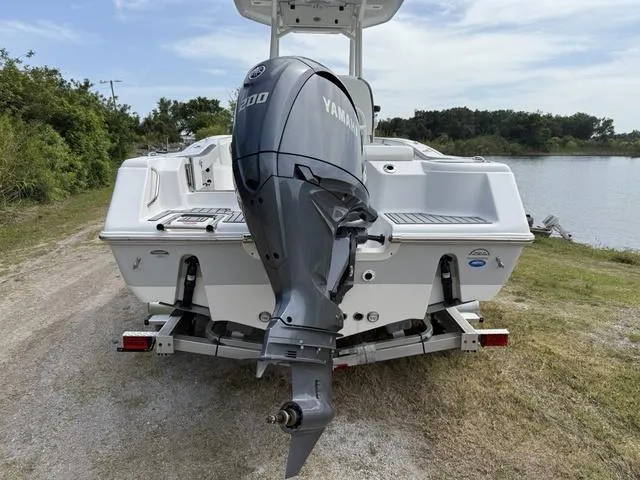 Slide: The Image of Tidewater 220 CC Adventure 2024 - 4