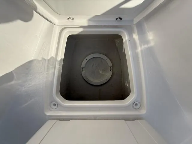 Slide: The Image of Aquasport 2100 Center Console 2024 - 32