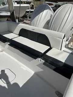 Slide: The Image of Tidewater 256 LXF 2024 - 22