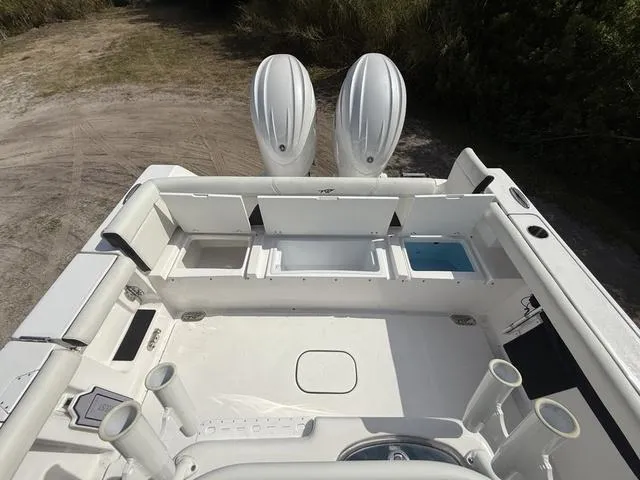 Slide: The Image of Tidewater 256 LXF 2024 - 24