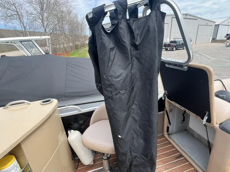 Slide: The Image of 2016 Berkshire 230E Premium Ultra Series 10 - 10