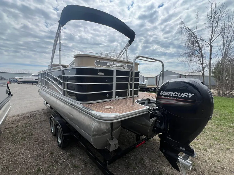 Slide: The Image of 2016 Berkshire 230E Premium Ultra Series 3 - 3