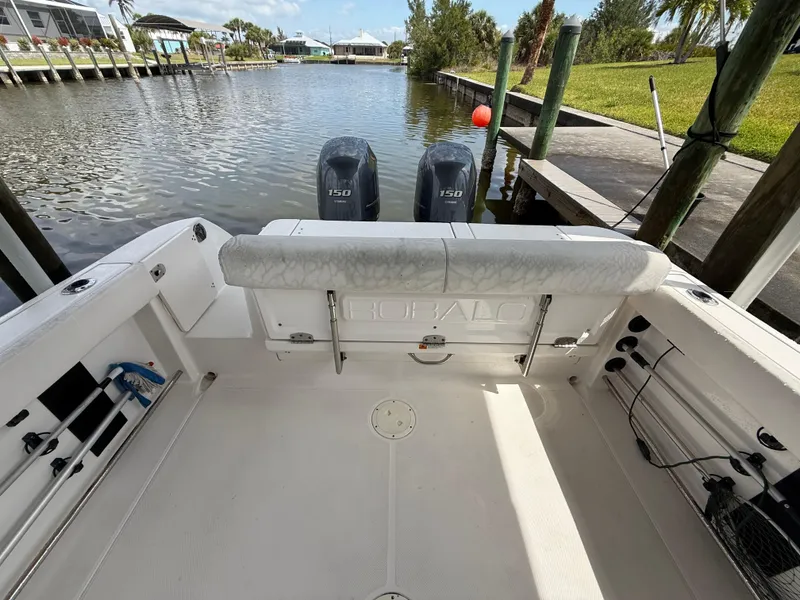 Slide: The Image of Robalo R245 Walkaround 2013 - 56