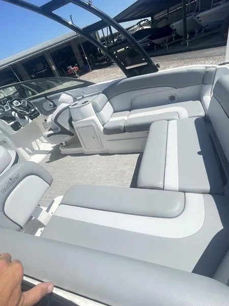 Slide: The Image of NauticStar 243 DC 2021 - 2