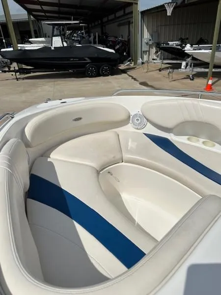 Slide: The Image of Chaparral 205 SSe 2000 - 5