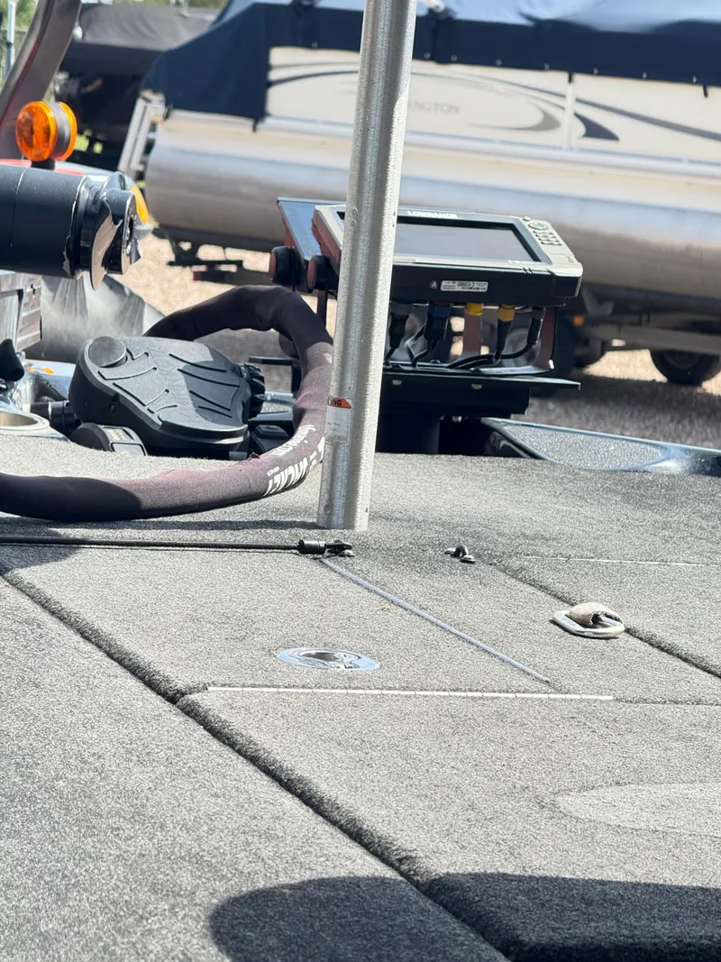 Slide: The Image of Bass Cat Puma FTD 2015 - 17