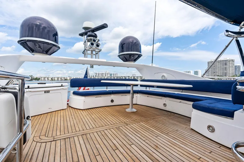 Slide: The Image of Luxurious 2006 Sunseeker 75 Yacht deck with seating and ocean view. - 39
