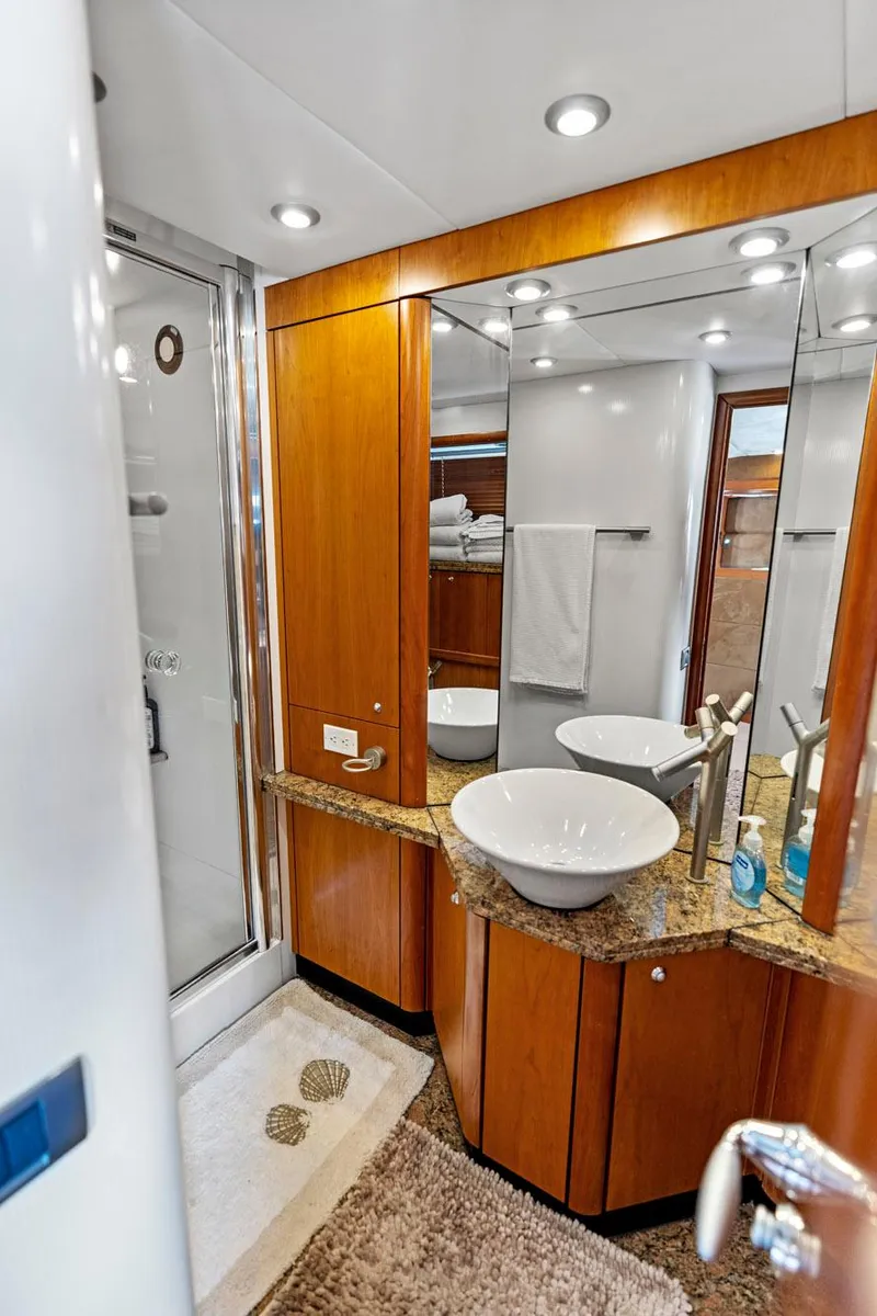 Slide: The Image of Sunseeker 75 Yacht 2006 - 56