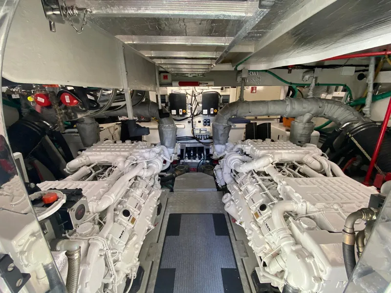 Slide: The Image of Sunseeker 75 Yacht 2006 - 75