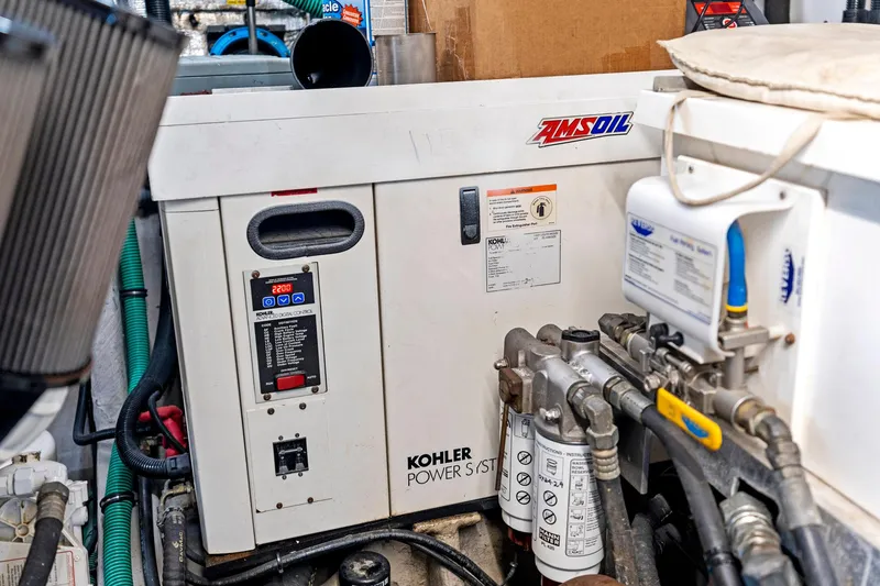 Slide: The Image of Sunseeker 75 Yacht 2006 - 77