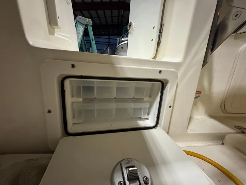 Slide: The Image of Scout 255 LXF 2016 - 50