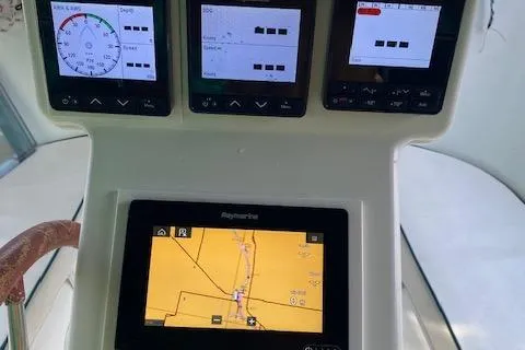 Slide: The Image of Navigation instruments on a 2006 Beneteau Oceanis Clipper 323 sailboat. - 19
