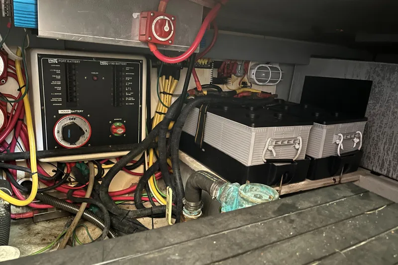 Slide: The Image of Mainship 400 Trawler 2005 - 64