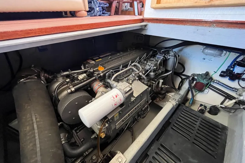 Slide: The Image of Mainship 400 Trawler 2005 - 65