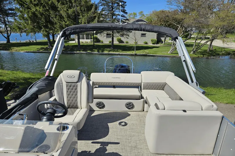 Slide: The Image of Harris 230CX 2022 - 13