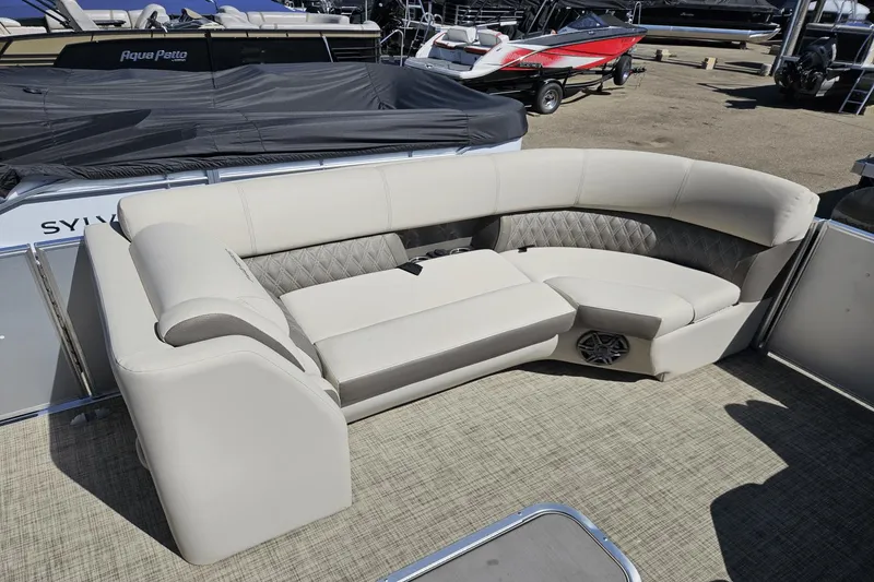 Slide: The Image of Harris 230CX 2022 - 8