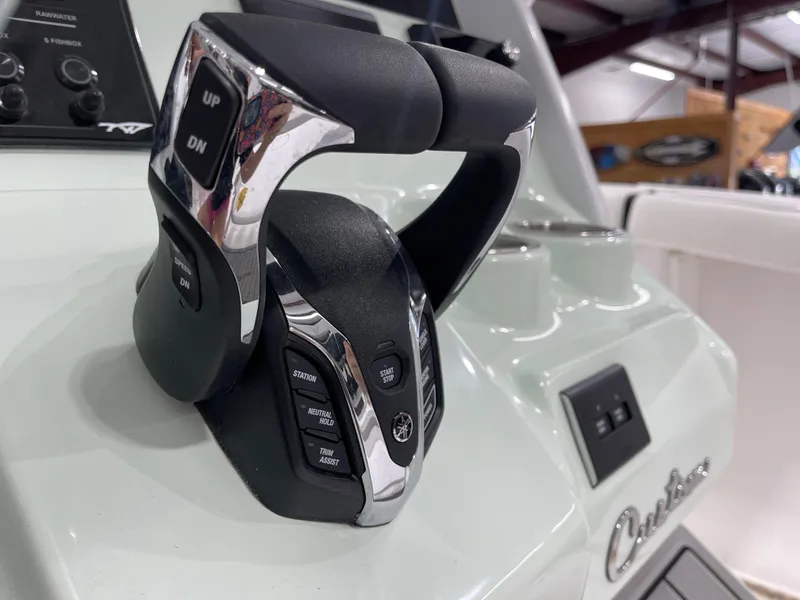 Slide: The Image of Tidewater 272 LXF 2025 - 26