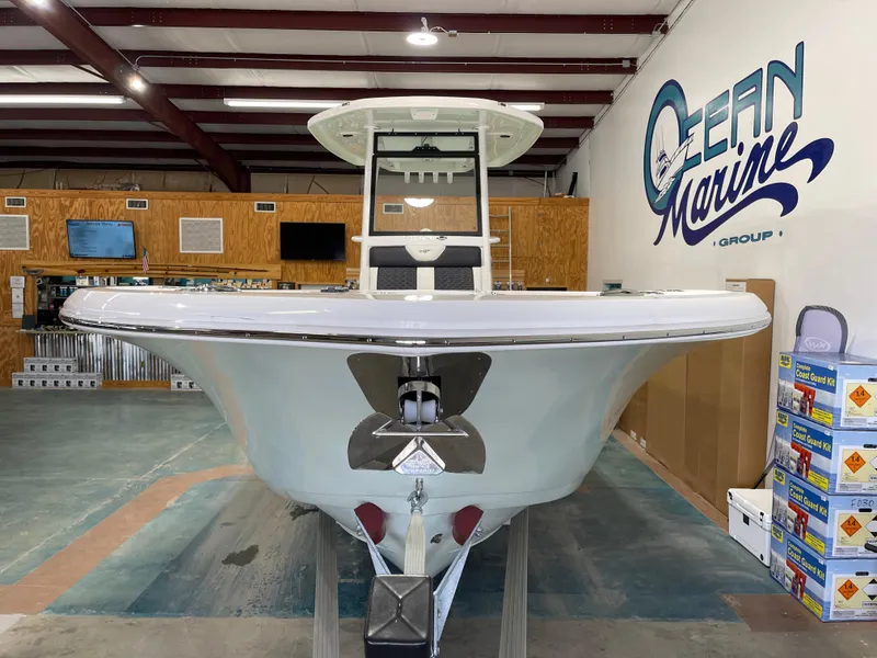 Slide: The Image of Tidewater 272 LXF 2025 - 5