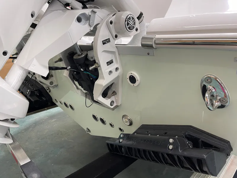 Slide: The Image of Tidewater 272 LXF 2025 - 9