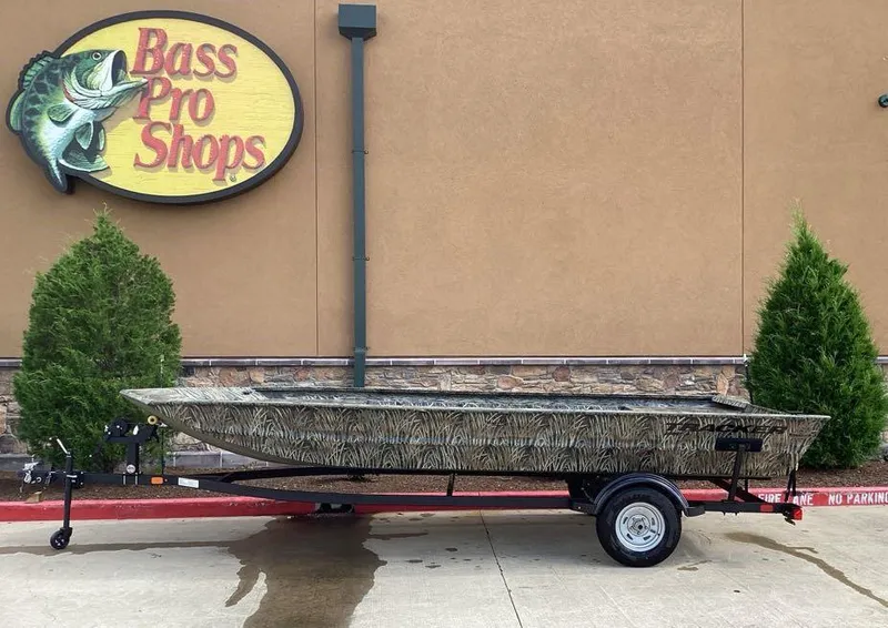 The Image of 2025 Tracker GRIZZLY 1860 Utility boat on trailer at Bass Pro Shops. - 0